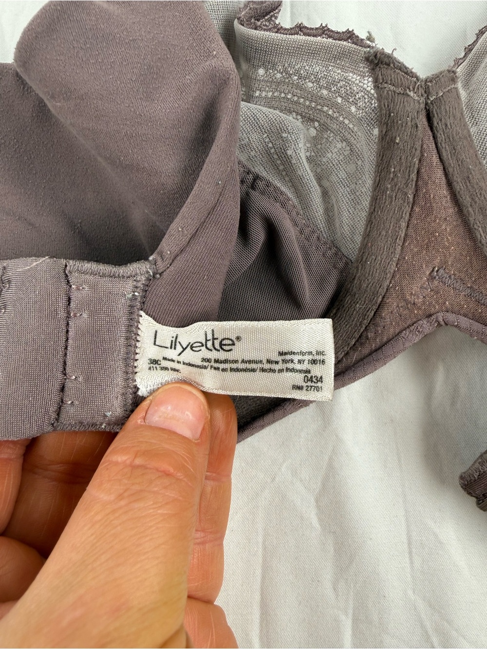 Lilyette Underwire Full-Cup Bra — Mauve in 38C - Picture 5 of 8